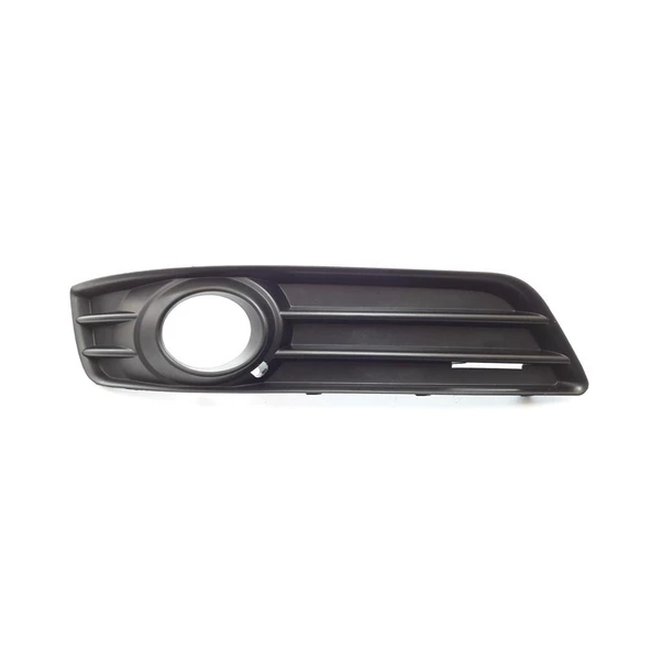 Audi A3 2009-2012 Ön Tampon Sağ Sis Farı Kapağı 8P0807682E - 2