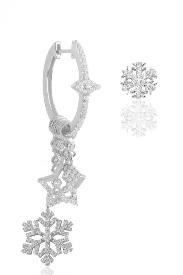 Gümüş rodyumlu zirkon taşlı Kar tanesi şans küpe ürün görseli