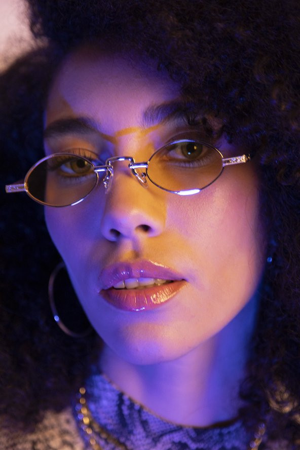 POLO55 Sarı Metal Çerçeveli Küçük Oval Retro Güneş Gözlüğü - 2