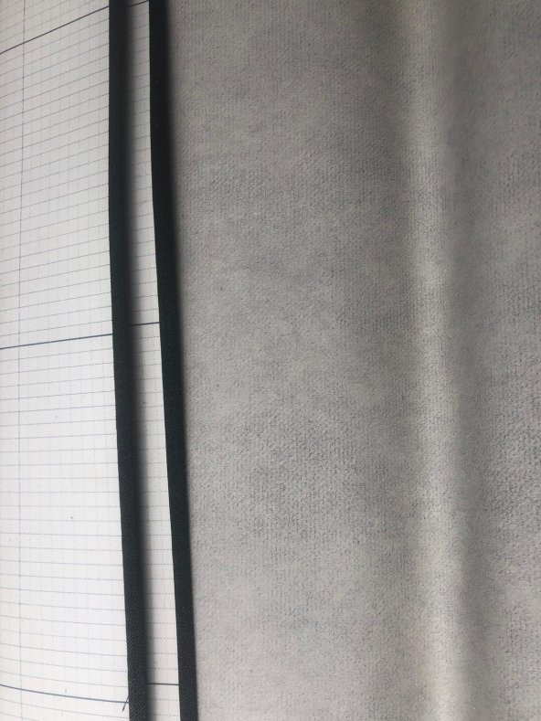 Desenli PVC Zemin Kaplama EN:100CM BOY:120CM ETRAFI DİKİLİ MUŞAMBA DÜZ - 2