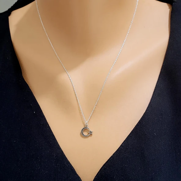 925 Ayar Gümüş Ay Yıldız Kolye ürün görseli