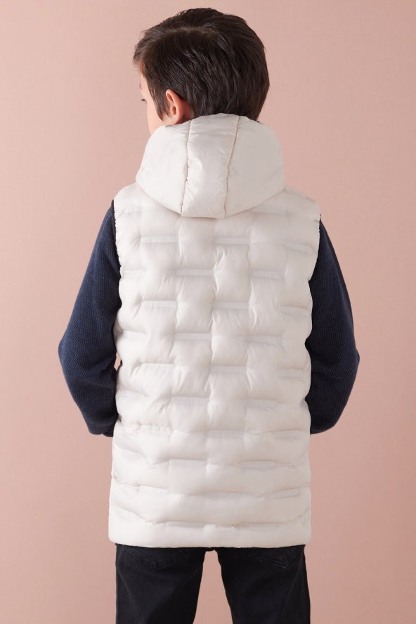 Erkek Çocuk Desenli Kapüşonlu Şişme Yelek 14582 - 12