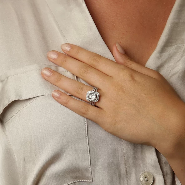 Pırlanta Baget Yüzük ürün görseli 1