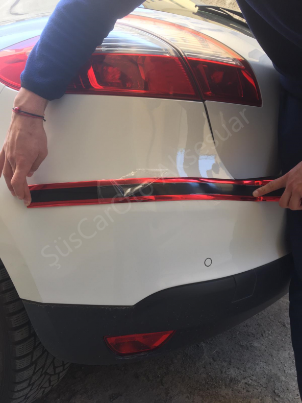 5D Tampon Bagaj Kapı Eşiği Koruyucu Şerit Bant Kırmızı PianoBlack - 5