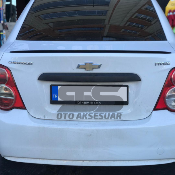 Chevrolet Aveo Bagaj Üstü Slim Spoiler Piano Black Parlak Siyah