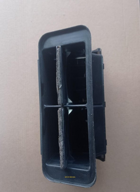 Ford Escort Kalorifer Izgarası - Hava Üfleyici Orta 1995-2001 - 7