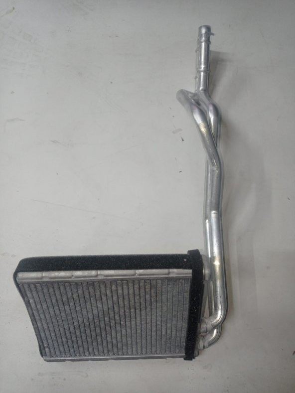 Ford Courier Kalorifer Radyatör Peteği 2014- AV1118B539AA - 2