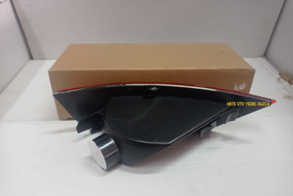 Ford Kuga Arka Lens Reflektör Sis Lambası Sağ Kırmızı 2013-2018 - 2