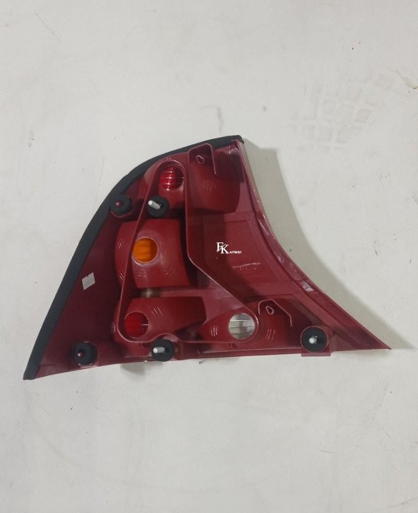 Focus Mk1 Arka Stop Lambası Sedan Sağ 1998-2005 1M5113A602BA Depo - 4