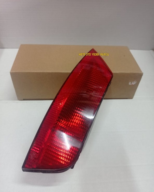 Ford Kuga Arka Lens Reflektör Sis Lambası Sol Kırmızı 2013-2018