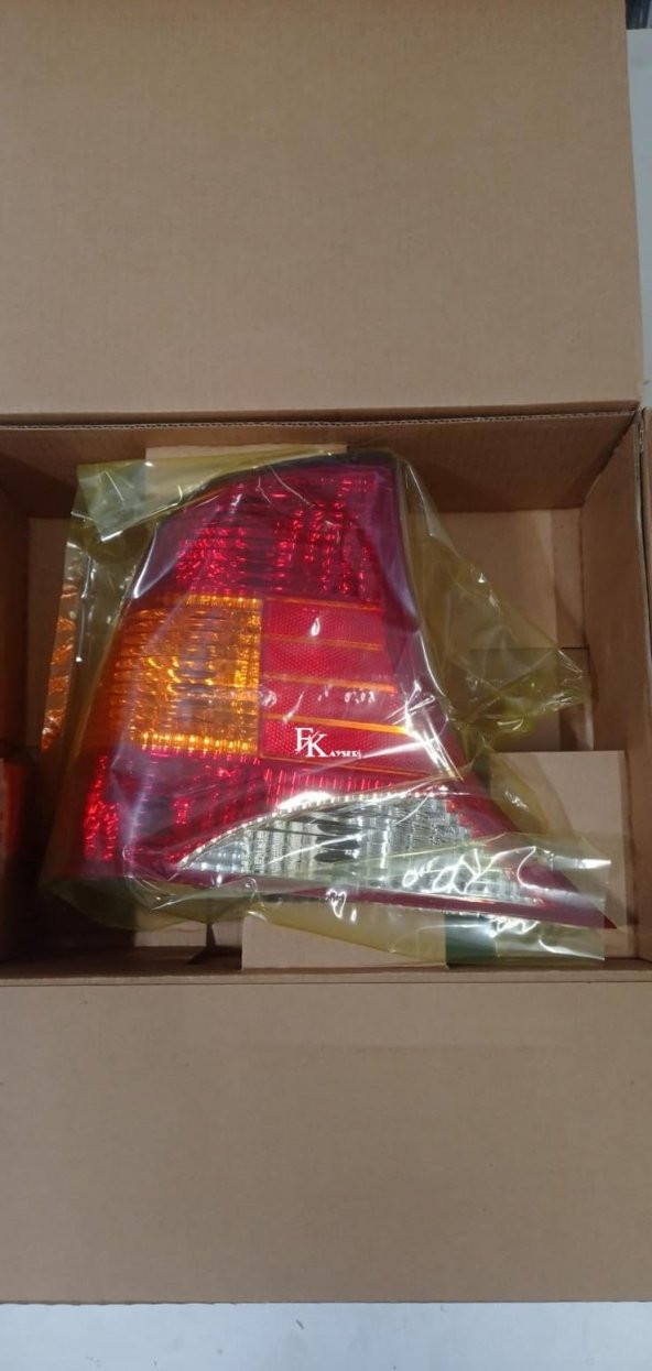 Focus Mk1 Arka Stop Lambası Sedan Sol 1998-2005 1M5113A603BA Depo - 2