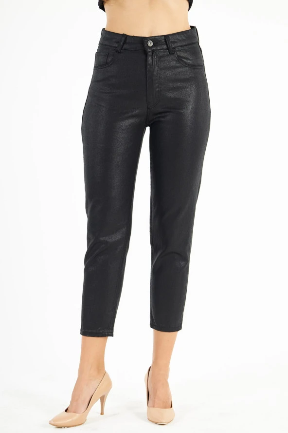 Kadın Siyah Yüksek Bel Deri Görünümlü Kaplama Mom Jean Kot Pantolon - 2