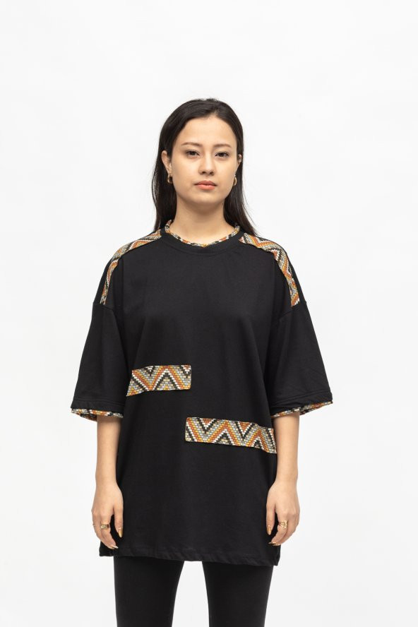 Kilim Desenli Siyah Oversize Tişört - Resim 2