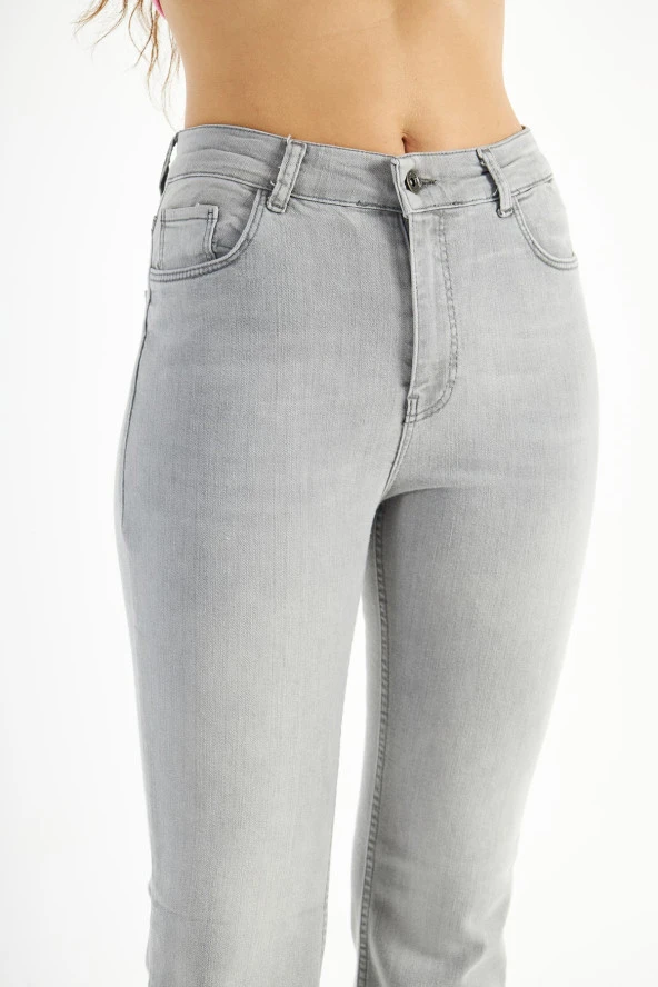 Kadın Yüksek Bel Full Likralı İspanyol Paça Flare Jean Esnek Kot Pantolon - 4