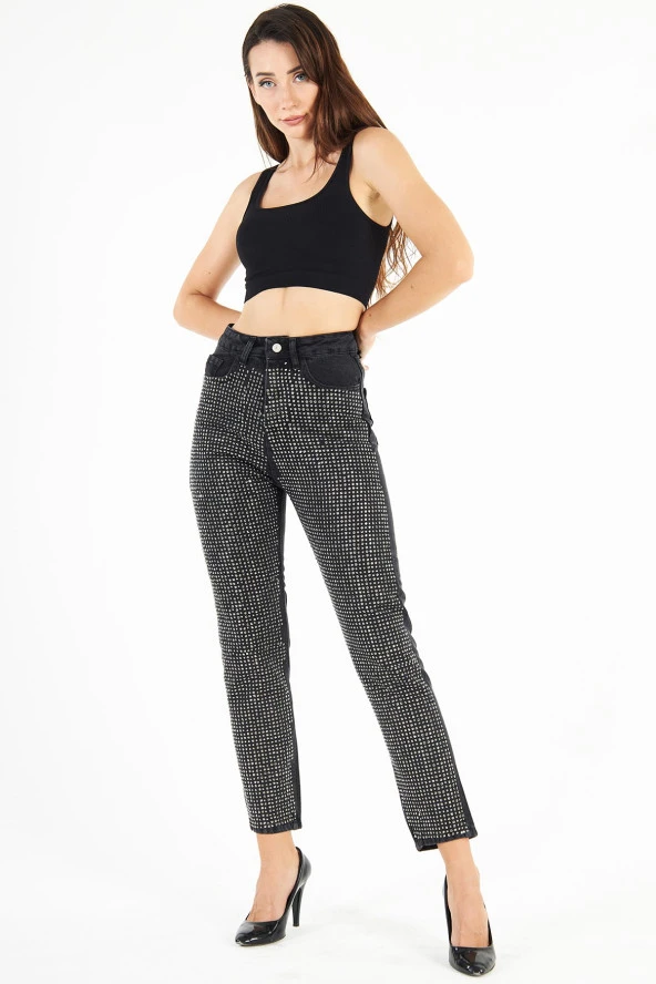 Kadın Siyah Parlak Sıvama Taşlı Mom Jean Kot Pantolon