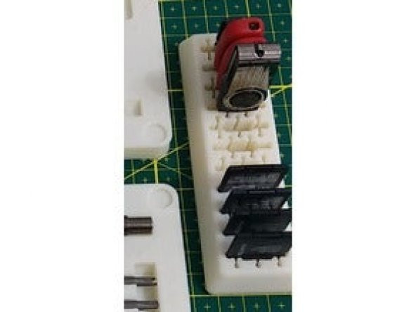 Sd Mini Kart Flash Disk Usb Organizer Tutucu Masaüstü Düzenleyici - 3