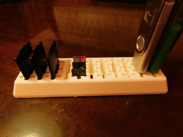 Sd Mini Kart Flash Disk Usb Organizer Tutucu Masaüstü Düzenleyici - 10