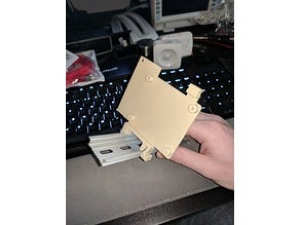 Raspberry Pi DIN Ray Bağlantısı  Organik Plastikten Aparat - 5