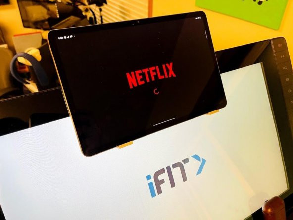 Nordictrack Ticari 2950 Koşu Bandı İçin Tablet Tutucu Plastik - Resim 2