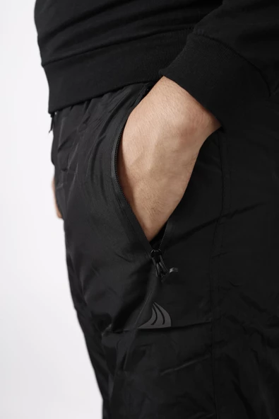 Erkek Siyah Rüzgar Geçirmez Suya Dayanıklı İçi Peluş Motorcu Eşofman Altı 22EESA5033 - 3