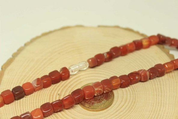 Akik Taşı Küp Şekilli Kolye 7-8mm Aralığı (Klipsli) (23835) - Resim 2