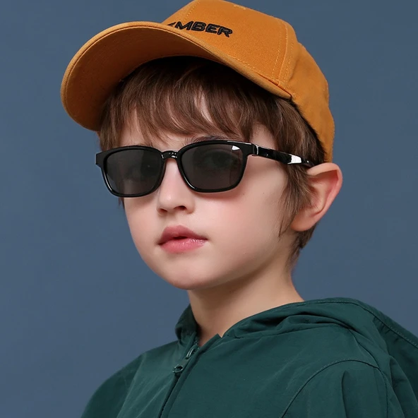 Siyah Polarize Çocuk Güneş Gözlüğü 3-9 Yaş  Pembe Tek Ebat - Resim 9