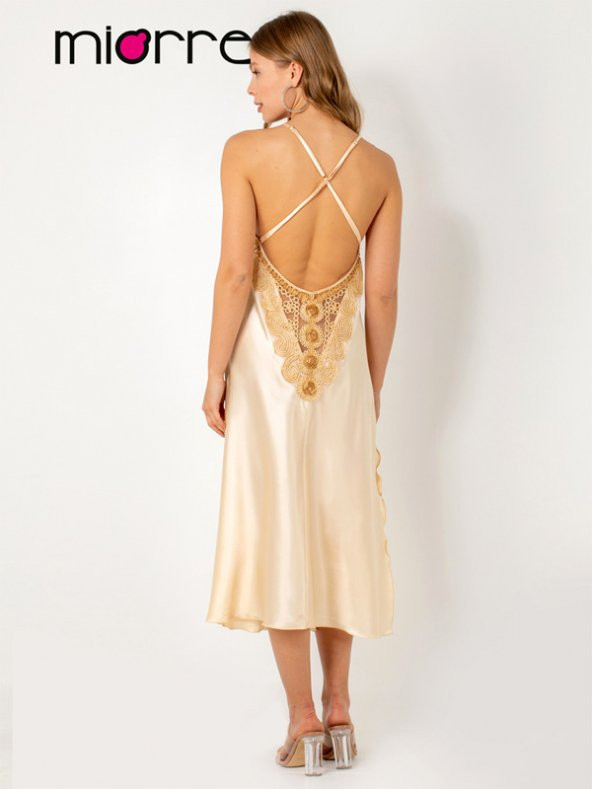 Sırt Dekolteli Güpürlü Yırtmaçlı Saten Gecelik Takım - Resim 4