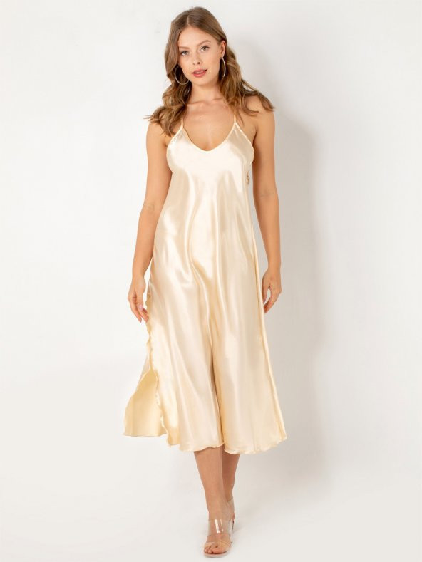 Sırt Dekolteli Güpürlü Yırtmaçlı Saten Gecelik Takım - Resim 5