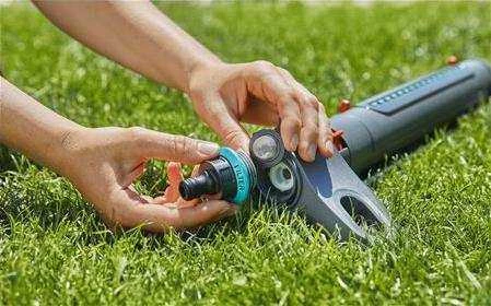 Gardena 18712 Salınımlı Yağmurlama Sistemi AquaZoom M - 4