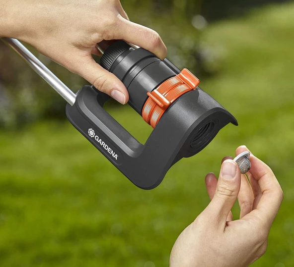 Gardena 18704 Salınımlı Yağmurlama Sistemi Aqua L - 2