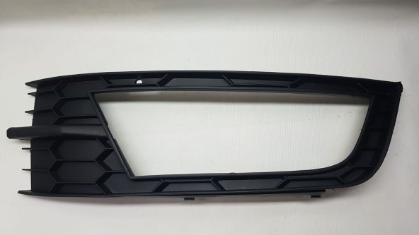 OCTAVİA 2013-2017 SİS KAPAĞI SOL SİSLİ TİP ürün görseli