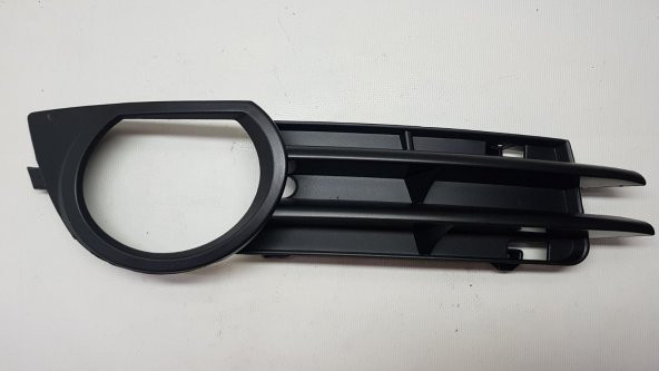 A3 2004-2008 SİS KAPAĞI SAĞ SİSLİ TİP ürün görseli