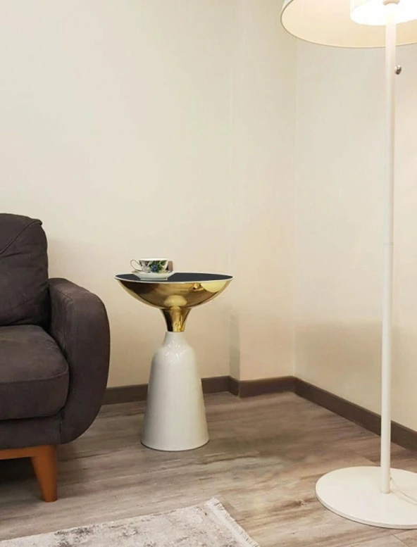 Olympos Dekoratif Parlak Beyaz Uzun Model Gold Sehpa 55 cm ürün görseli