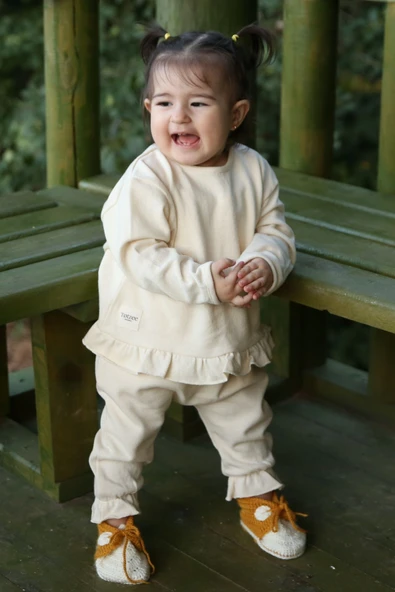 Fırfırlı Üst Bej