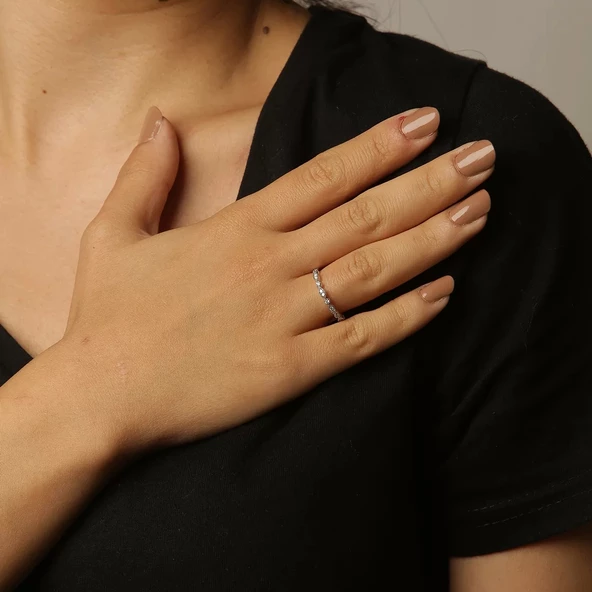 Vintage Esintili Tasarım Pırlanta Yüzük ürün görseli 1