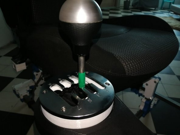 Thrustmaster TH8A / TH8RS Kısa mesafeli vites değiştirici modu
