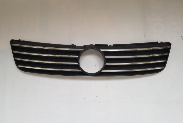 PASSAT B5 1997-2001 ÖN PANJUR KROMLU ürün görseli