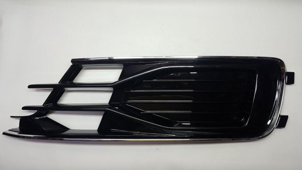 T94 A6 2015-2018 SOL SİS KAPAĞI PİANO BLACK ürün görseli