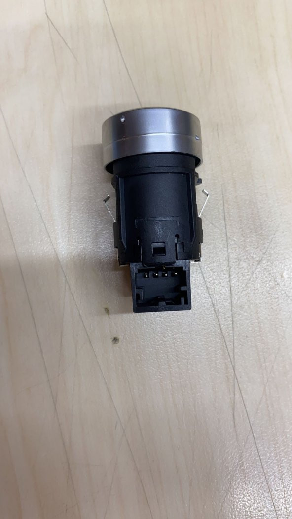 GOLF7 GOLF7.5 2013-2020 START STOP DÜĞMESİ ürün görseli