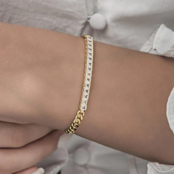 Sıra Baget Taşlı Gurmet Zincirli Altın Kaplama 925 Gümüş Kadın Bileklik - 2