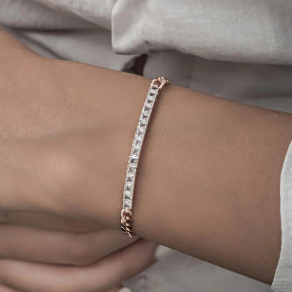 Sıra Baget Taşlı Gurmet Zincirli Rose Kaplama 925 Gümüş Kadın Bileklik - 5