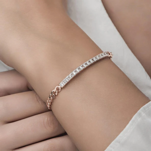 Sıra Baget Taşlı Gurmet Zincirli Rose Kaplama 925 Gümüş Kadın Bileklik - 7