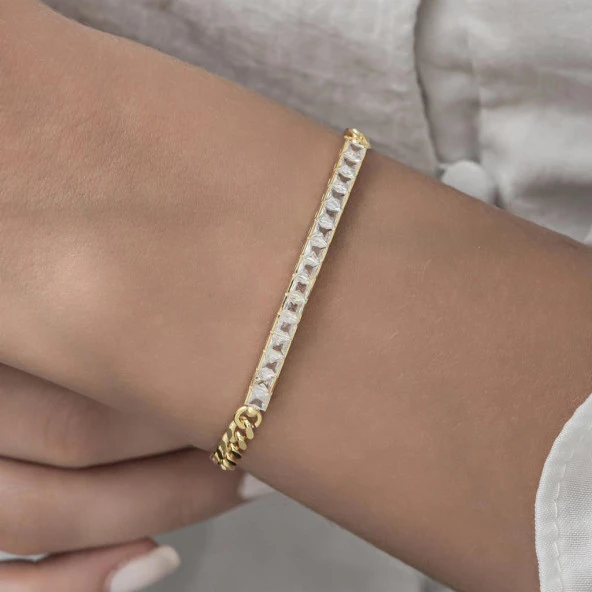 Sıra Baget Taşlı Gurmet Zincirli Altın Kaplama 925 Gümüş Kadın Bileklik - 10