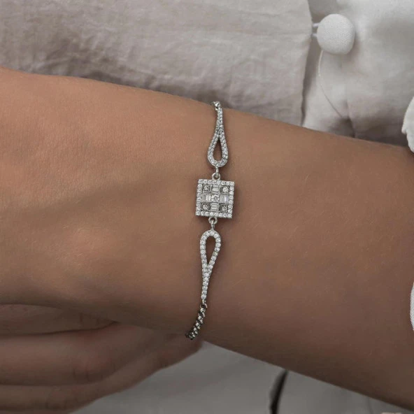 Zirkon Süslemeli Baget Taşlı 925 Gümüş Kadın Bileklik - 3