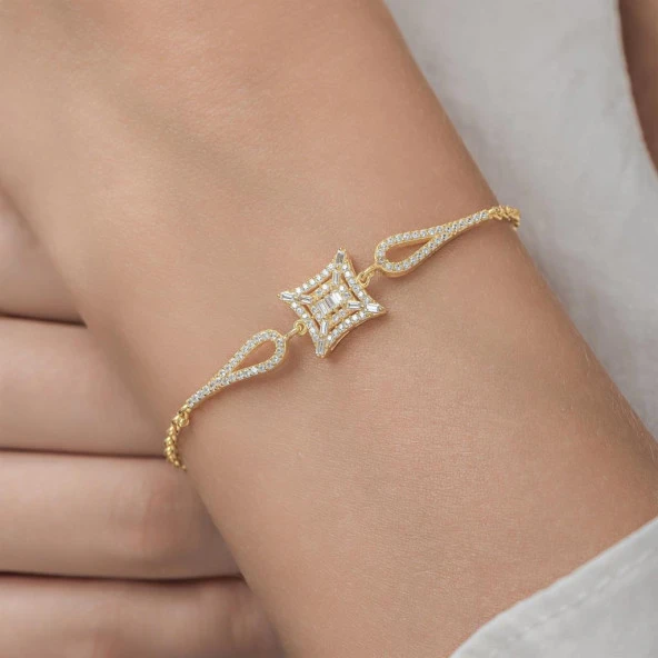 Zirkon Süslemeli Baget Taşlı Altın Kaplama 925 Gümüş Kadın Bileklik - 6