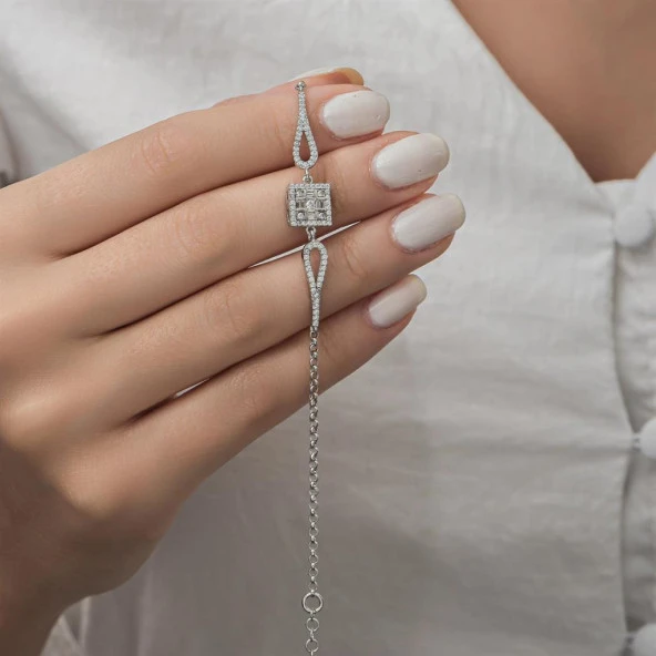 Zirkon Süslemeli Baget Taşlı 925 Gümüş Kadın Bileklik - 9