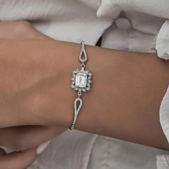 Zirkon Süslemeli Baget Taşlı Rodyum Kaplama 925 Gümüş Kadın Bileklik - 7
