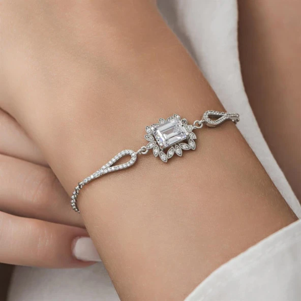 Zirkon Süslemeli Baget Taşlı Rodyum Kaplama 925 Gümüş Kadın Bileklik - 10