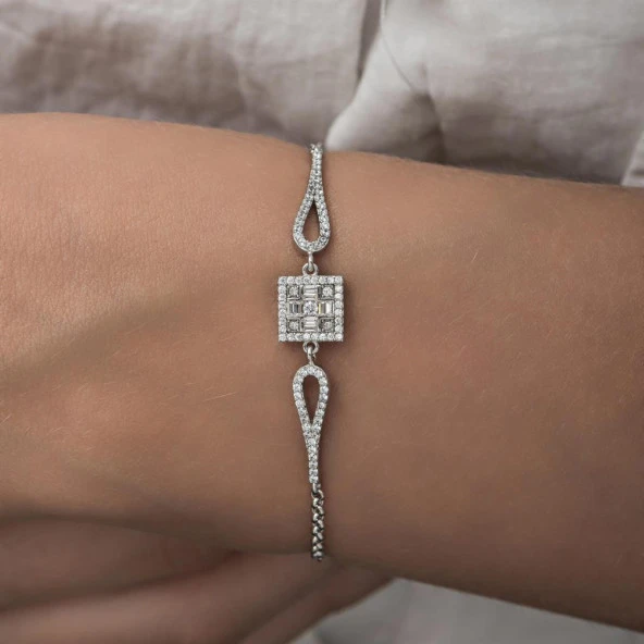 Zirkon Süslemeli Baget Taşlı 925 Gümüş Kadın Bileklik - 12