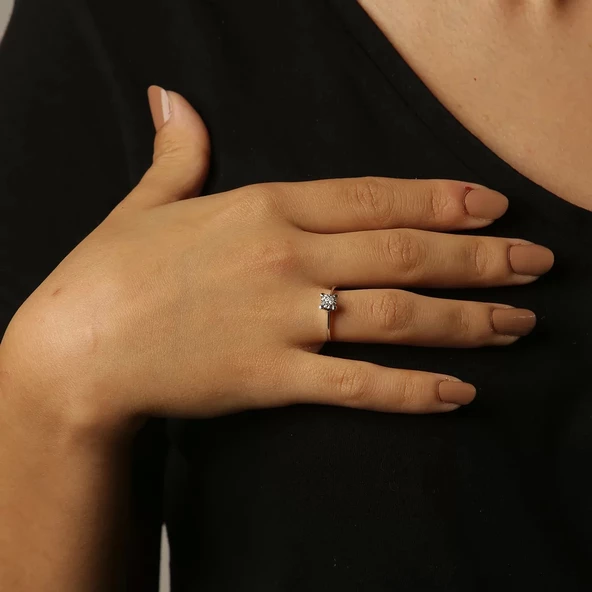 Miracle Tektaş Pırlanta Yüzük ürün görseli 1